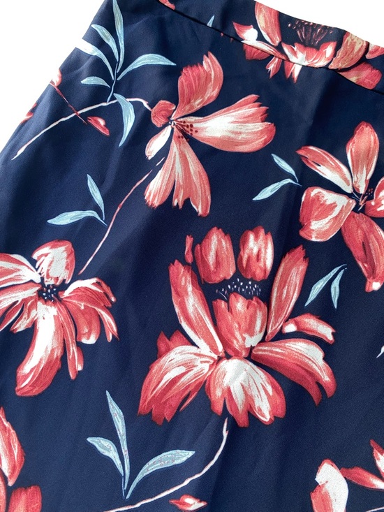 Hutch NWT Floral Midi Skirt Navy Pink Size 6 Anthropologie Style Satin Feel - Picture 10 of 10